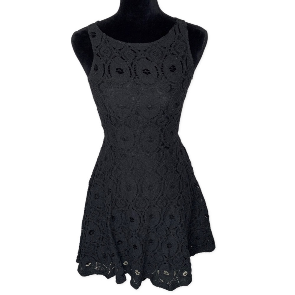 BB DAKOTA RENLEY LACE DRESS Size 0 - Picture 2 of 8